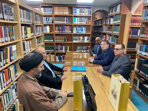 The Iraqi House of Wisdom and the Islamic Wisdom and Philosophy Foundation in Iran